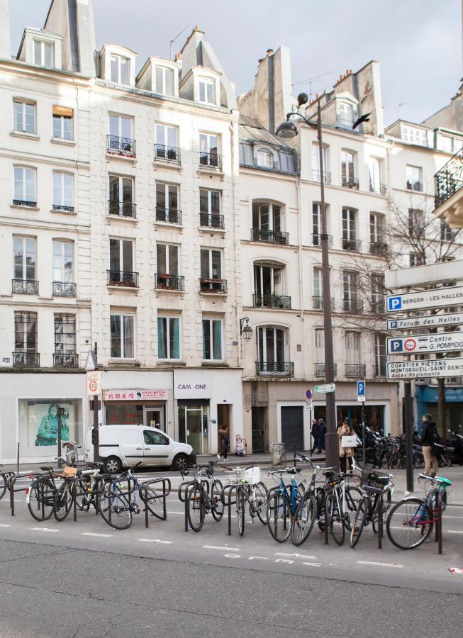 Bed and Breakfast Club246 Paris Saint Martin Zewnętrze zdjęcie
